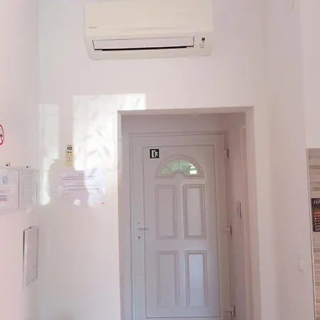 Mirko * Ρόβινι