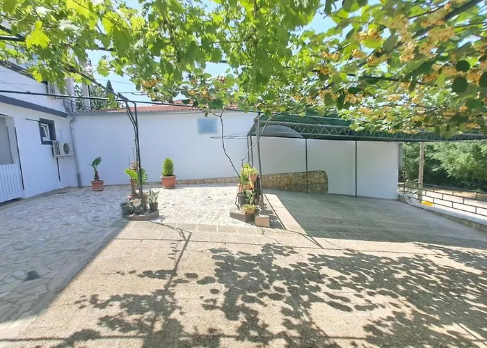 Mirko Apartment *