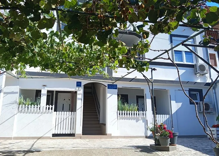 Apartment Mirko