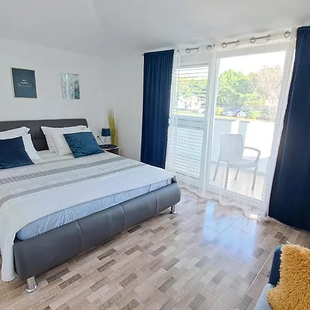 Mirko Apartmán *